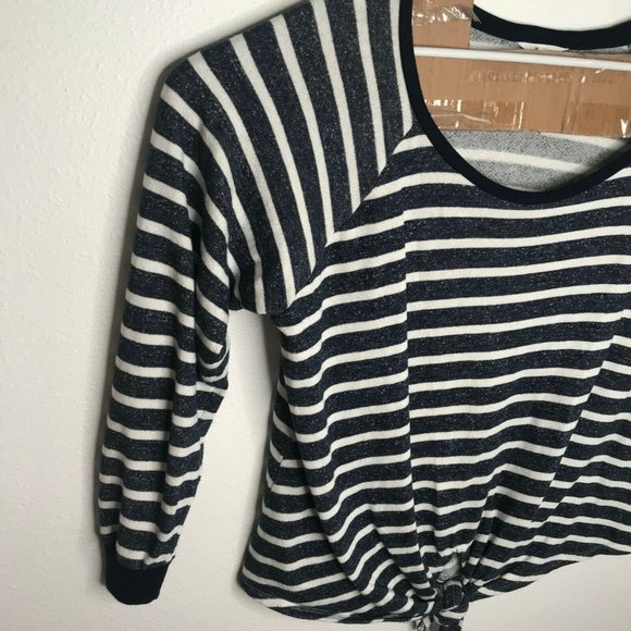 Caslon Tie Front Hem 3/4 Sleeve Crop Top Scoop - Picture 4 of 12